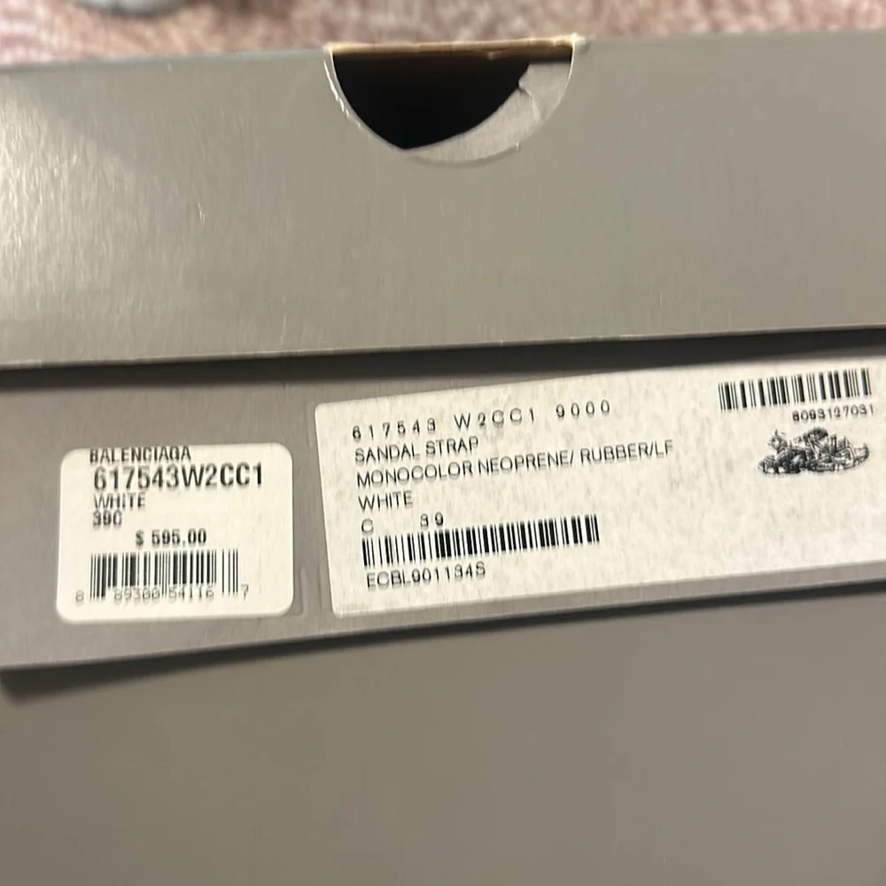 Runners - Picture 4 of 4